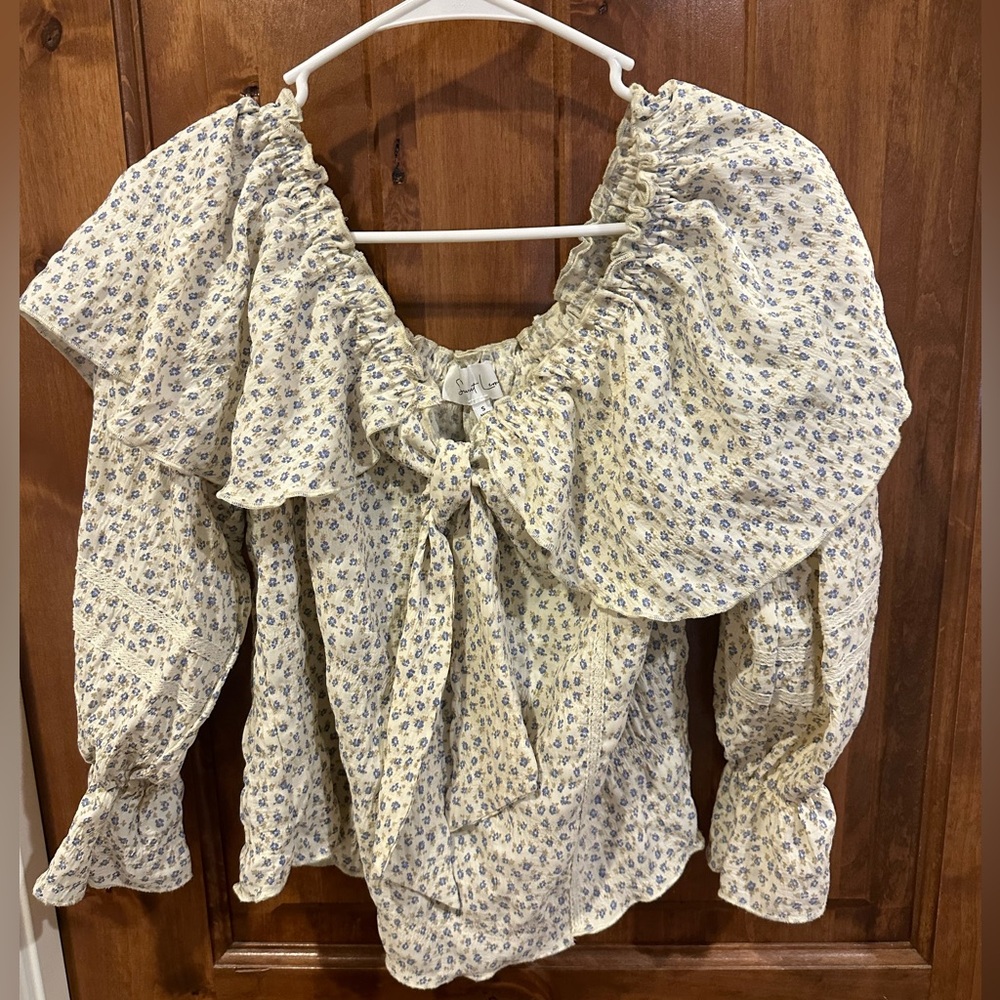 Cute top
